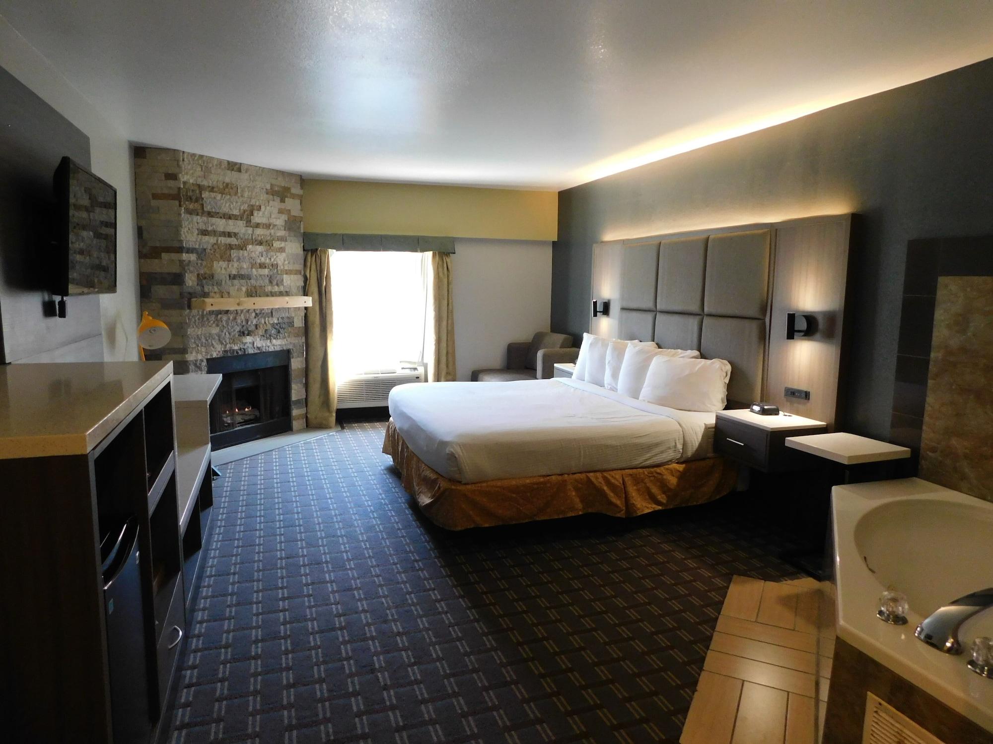 Hotel Days & By Wyndham Downtown Parkway